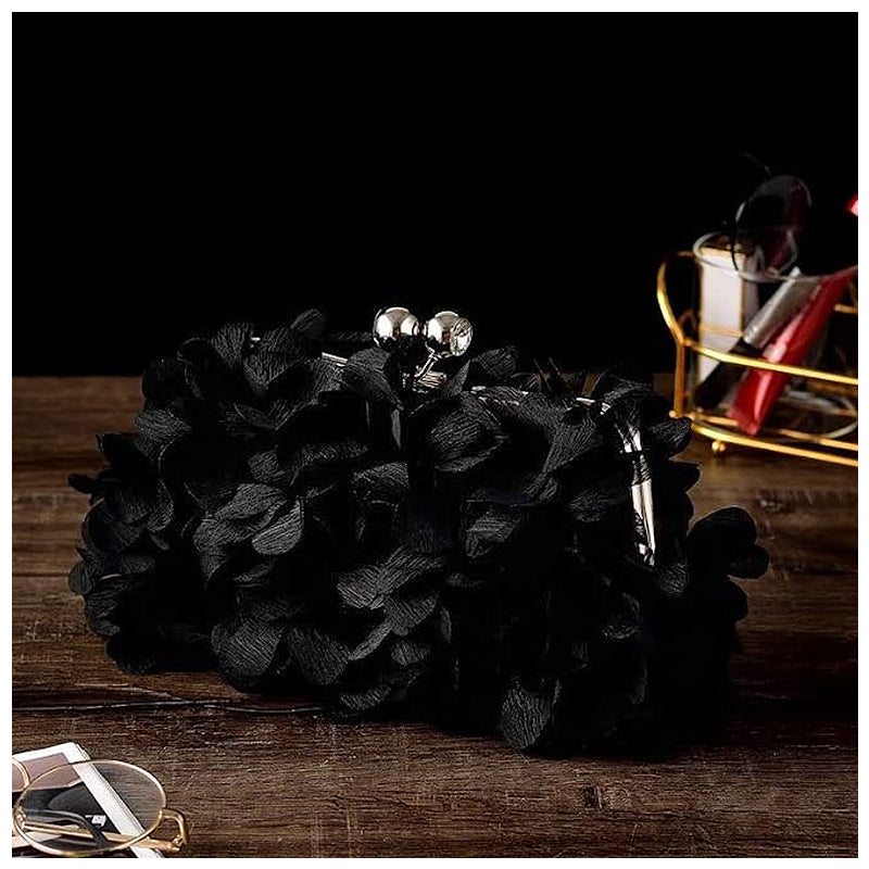 The Amalia Clutch