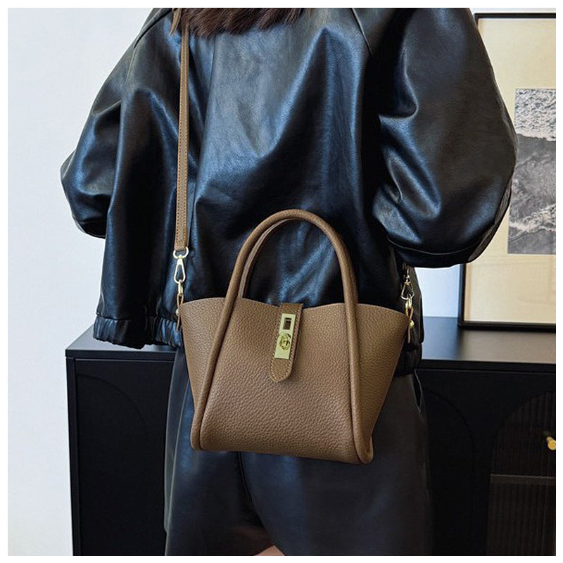The Clara Handbag