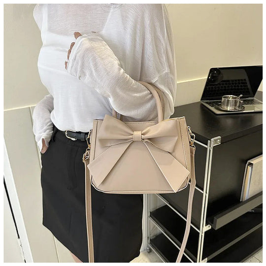 The Olivia Handbag