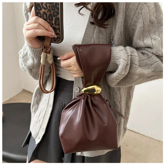 The Stelle Handbag
