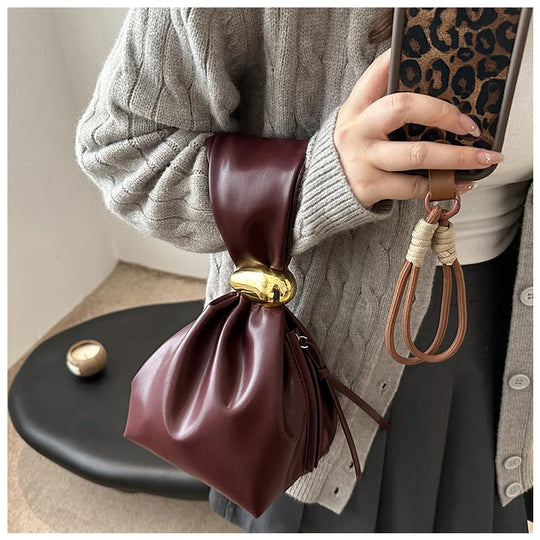 The Stelle Handbag