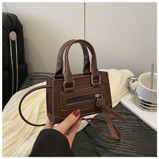 The Lilly Handbag