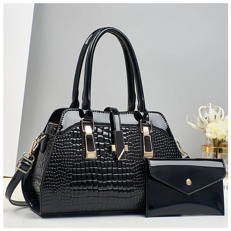 The Elizabeth Handbag