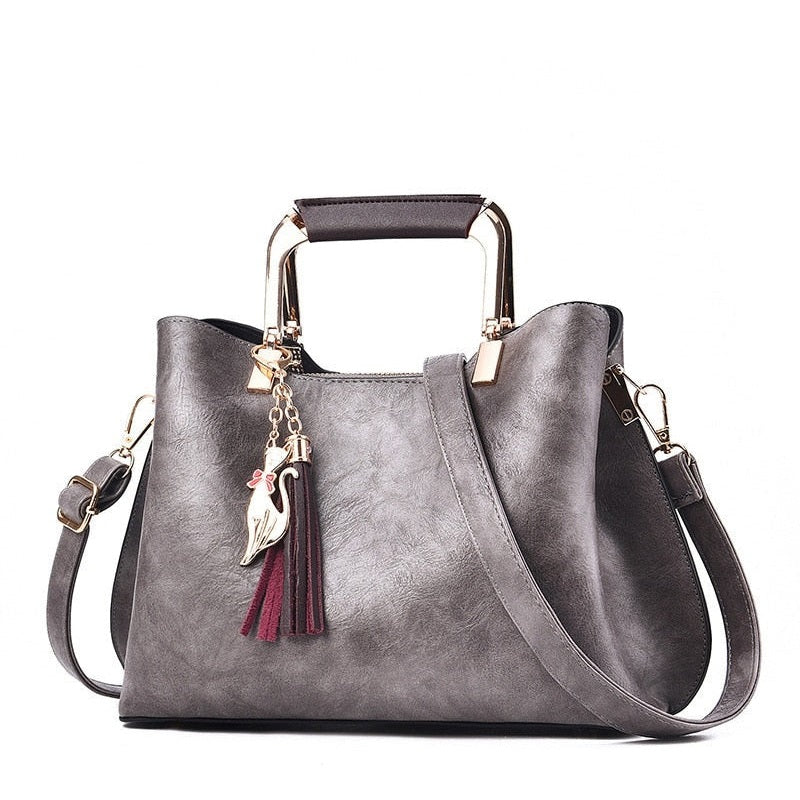 The Freya Handbag